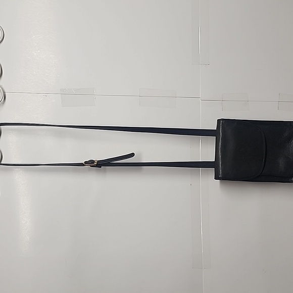 Tignanello Black Leather Quality Unisex Crossbody Messenger SaddleBag Long Strap - Picture 8 of 11